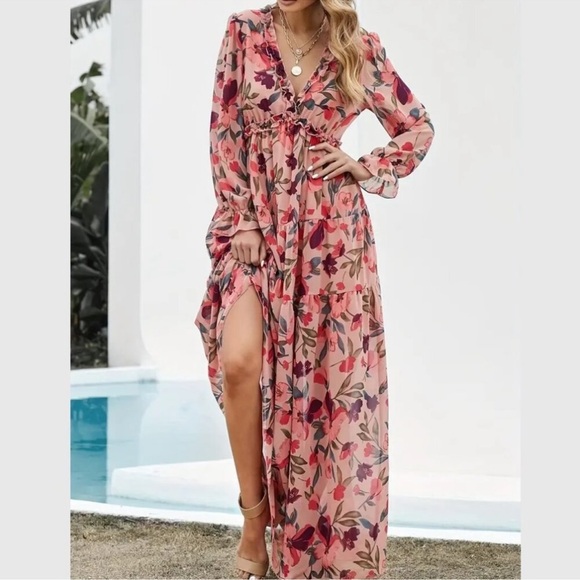 Dresses & Skirts - Boho Floral Long Sleeve Maxi Dress